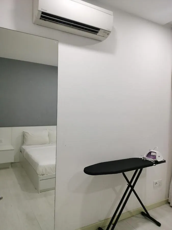 Strait Garden Family Suites By Maj Jelutong 0*,  Malajzia